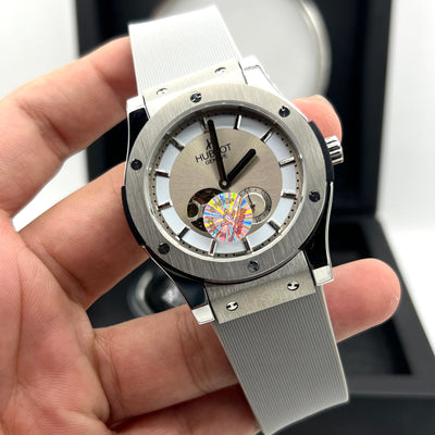 HUB MASTER PLUS PREMIUM AUTOMATIC WATCH WITH BOX