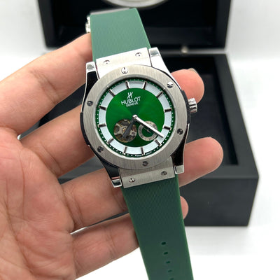 HUB MASTER PLUS PREMIUM AUTOMATIC WATCH WITH BOX