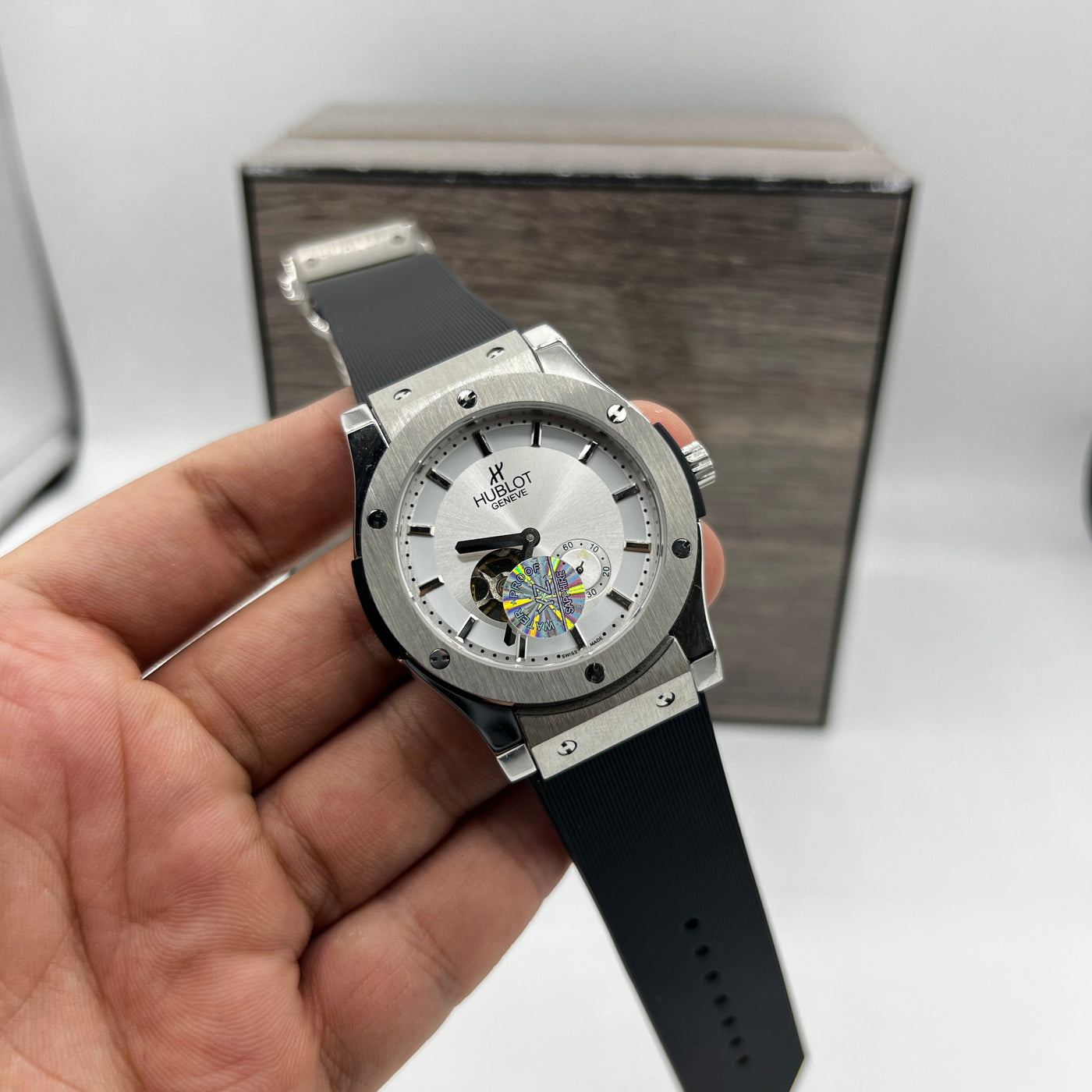 HUB MASTER PLUS WATCH