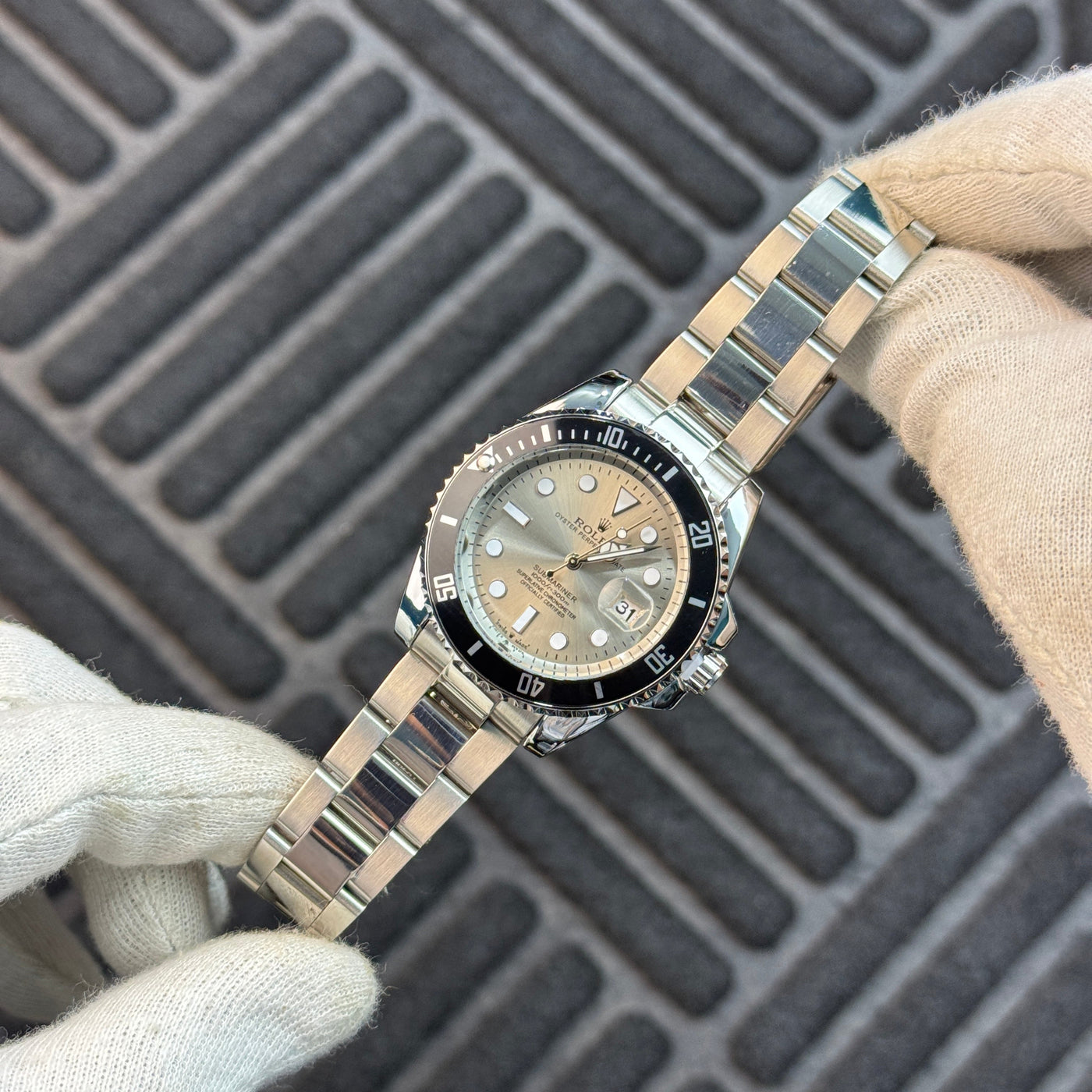 Rolex Submariner Date Silver & Gray