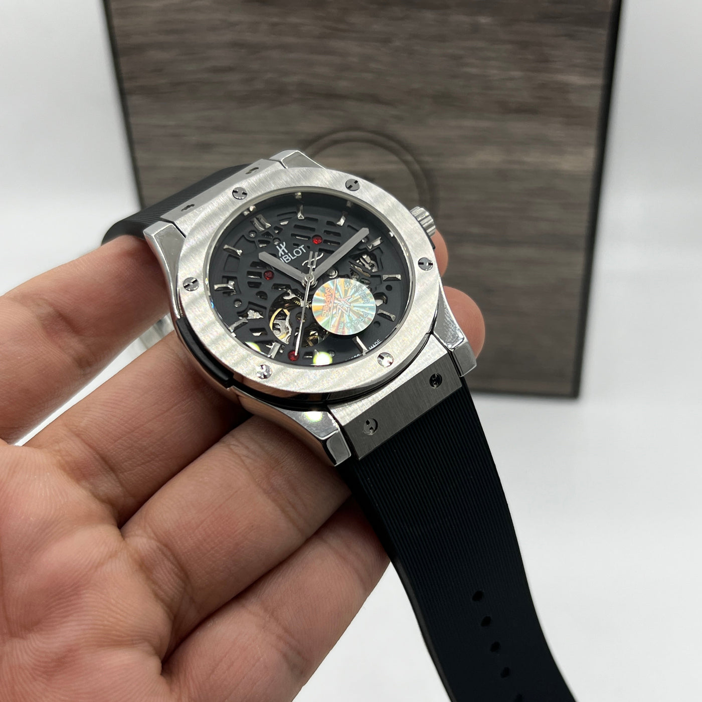 HUB MASTER PLUS WATCH