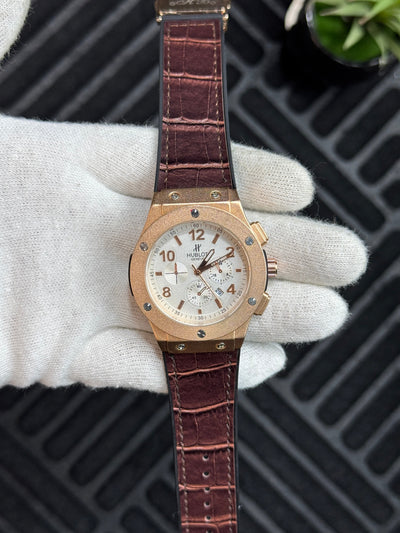 Hublot Chronograph - Gold