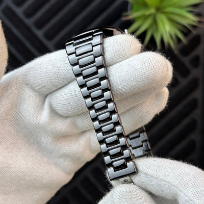 Patek Philippe – Nautilus - Moon Phases - Full Black