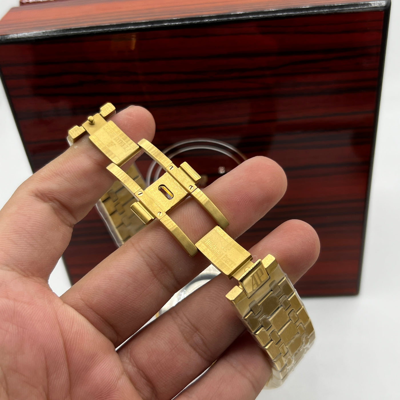 AP MASTER PLUS WATCH AUTOMATIC