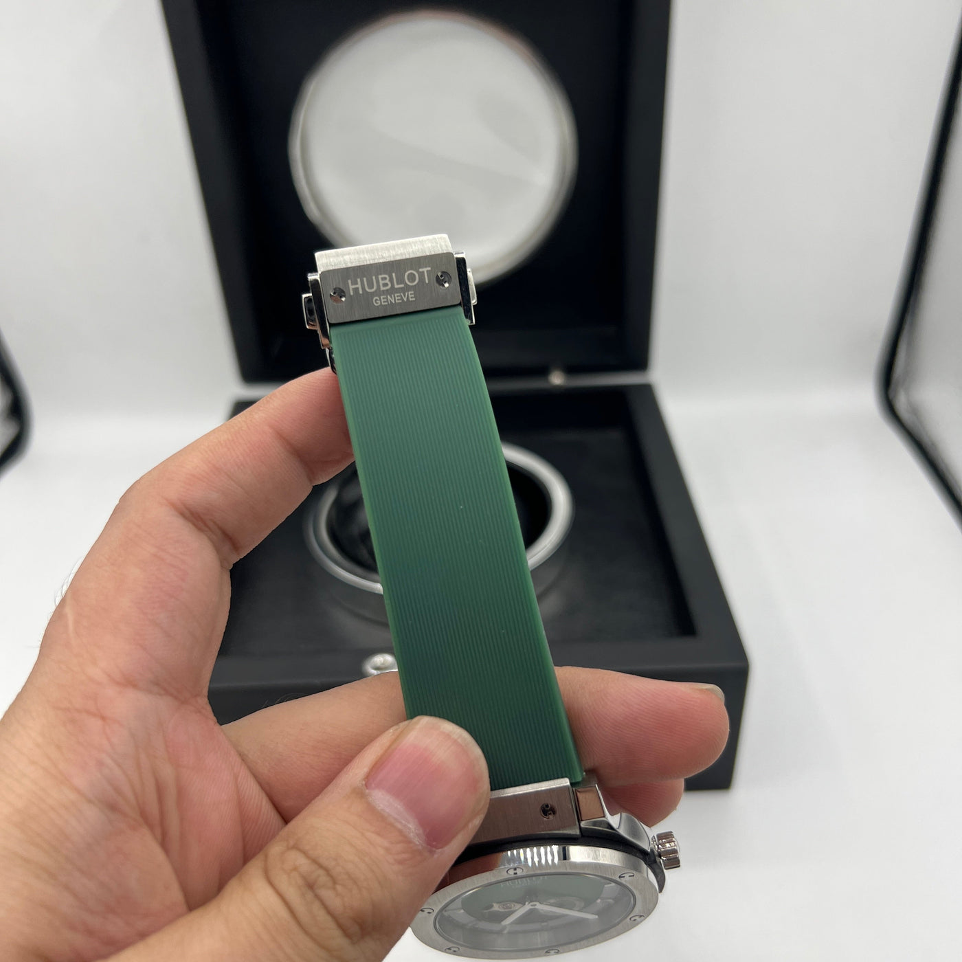 HUB MASTER PLUS PREMIUM AUTOMATIC WATCH WITH BOX