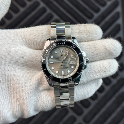 Rolex Submariner Date Silver & Gray