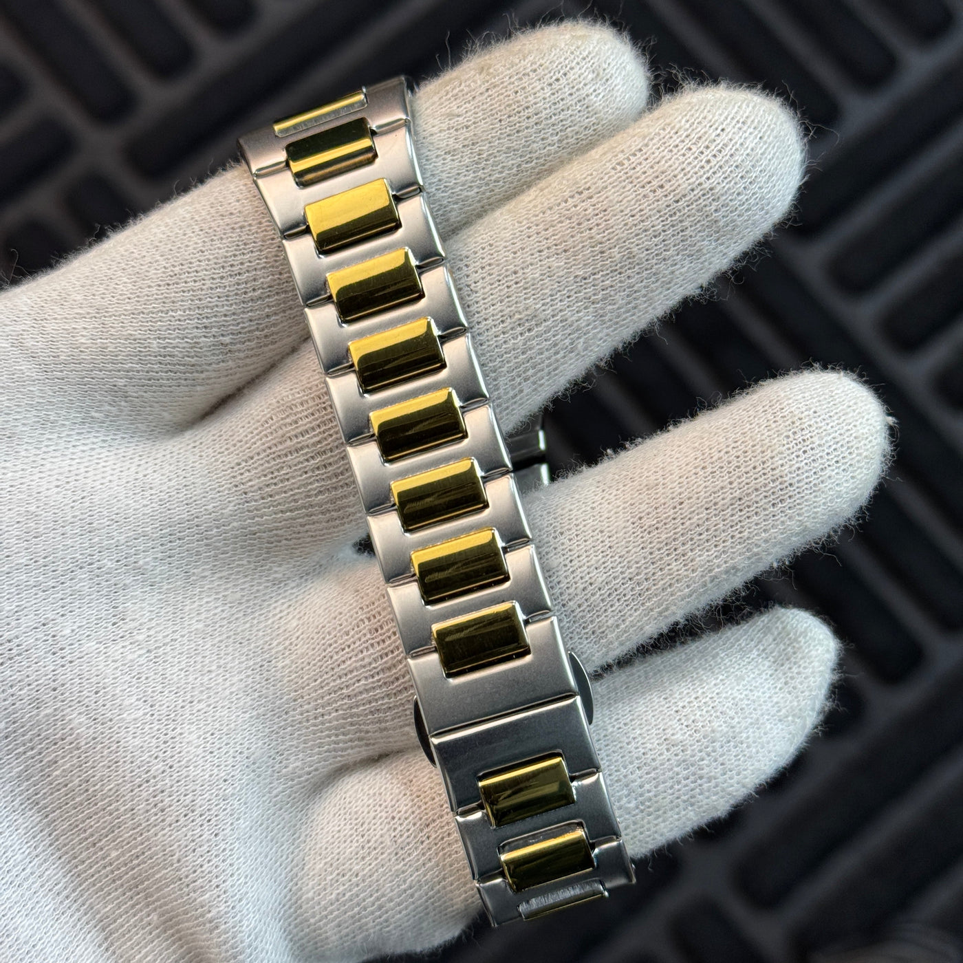 Patek Philippe – Nautilus - Two Tone White