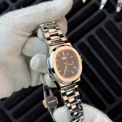 Patek Philippe – Nautilus - Moon Phases - Black