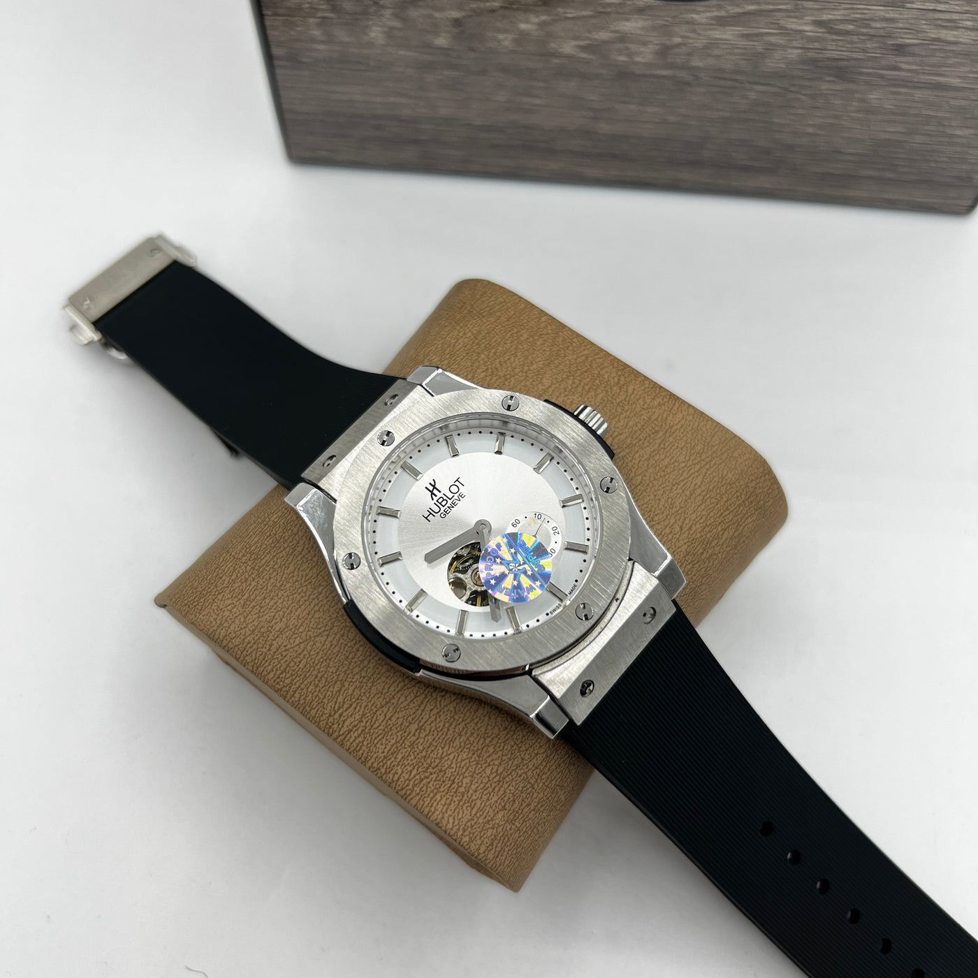 HUB MASTER PLUS WATCH