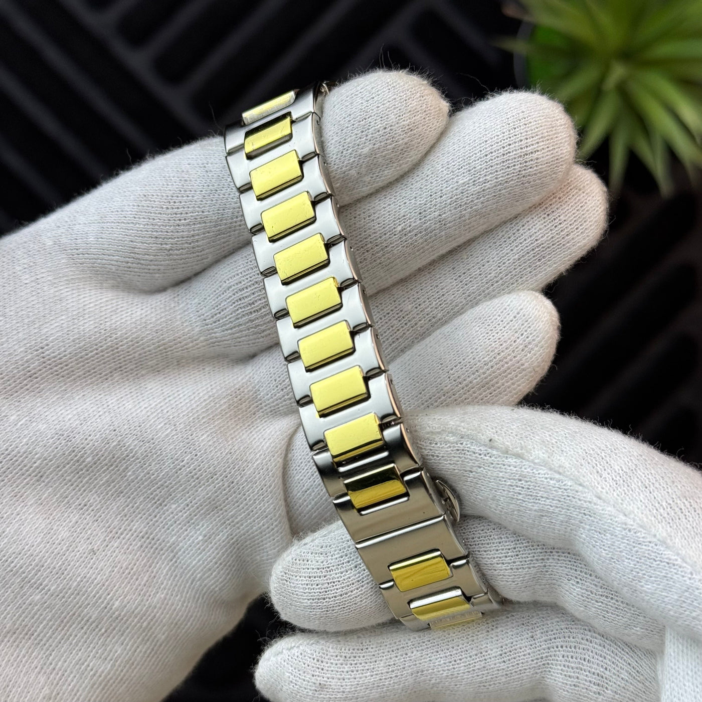 Patek Philippe – Nautilus - Two Tone Black