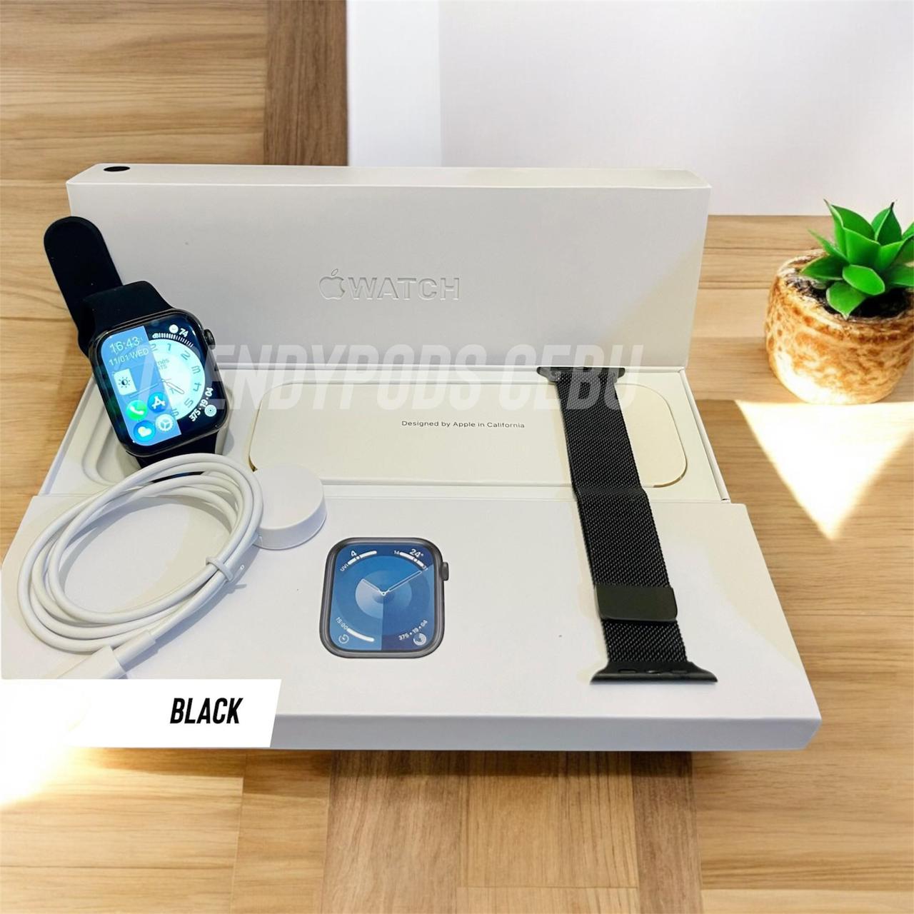 Apple logo watch series 9 Black with Magnetic Chain