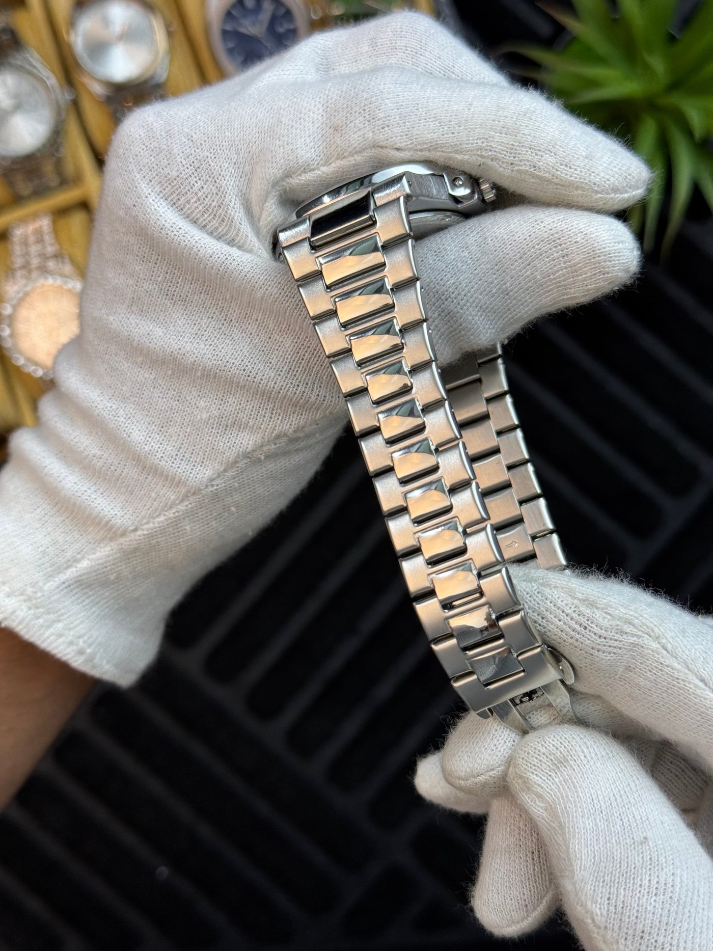 Patek Philippe – Nautilus - Black