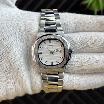 Patek Philippe – Nautilus - White