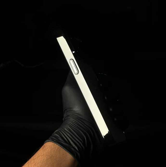 Premium Digital AG Magsafe window case