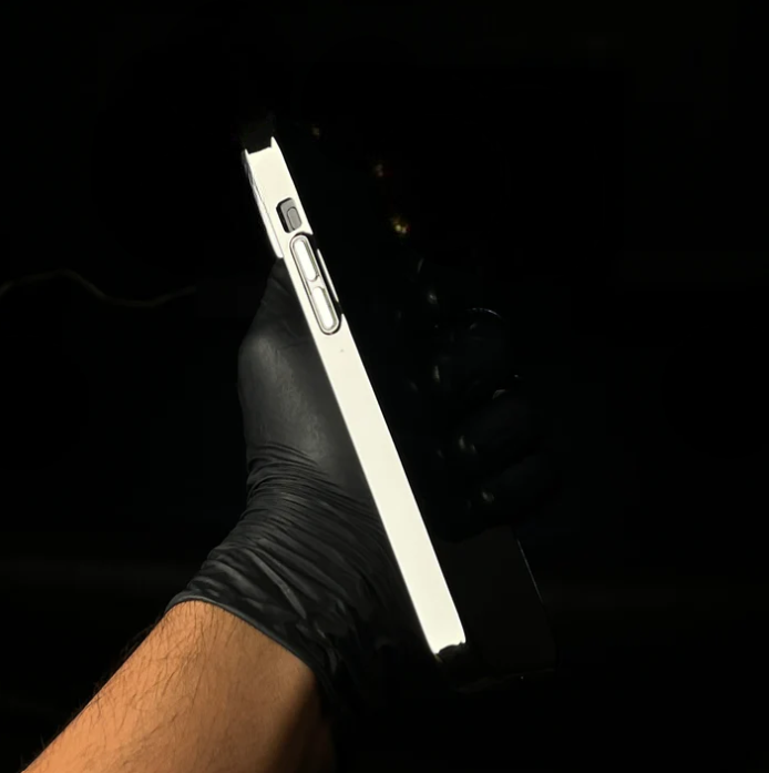 Premium Digital AG Magsafe window case