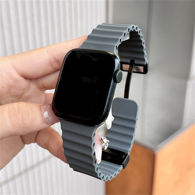 Breathable Silicone Sport Strap with Magnetic Buckle for Apple Watch