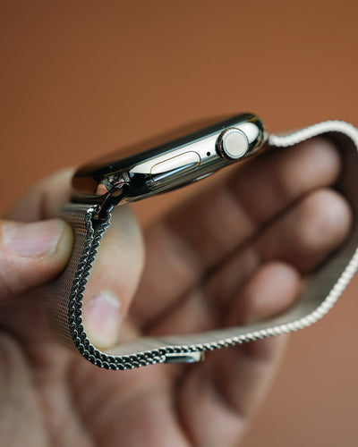 Apple logo series 10 Gold with Magnetic Chain