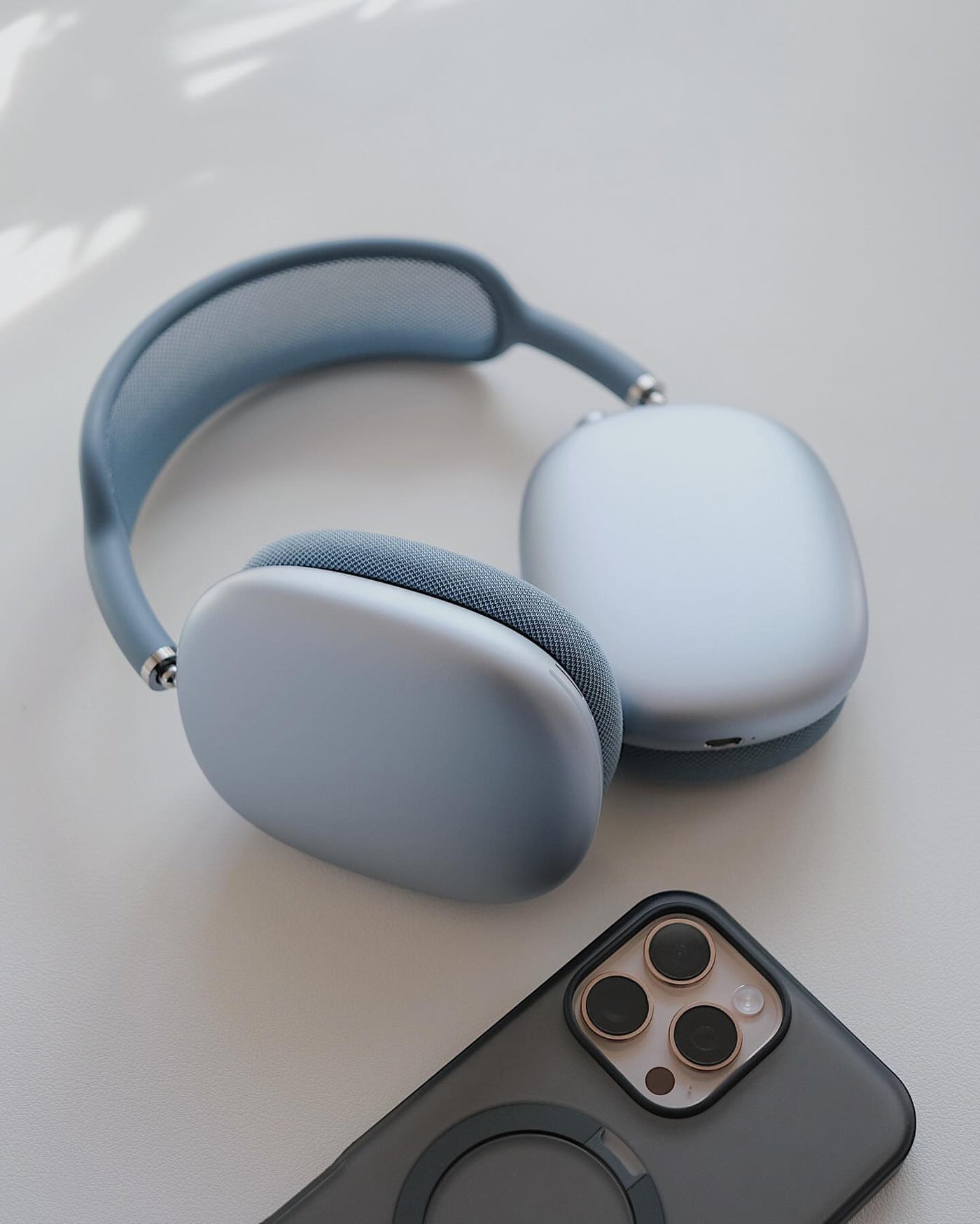 AirPods Max Blue